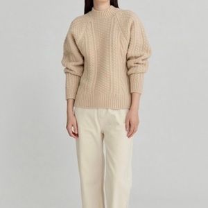 RECTO cable knit sweater in beige.